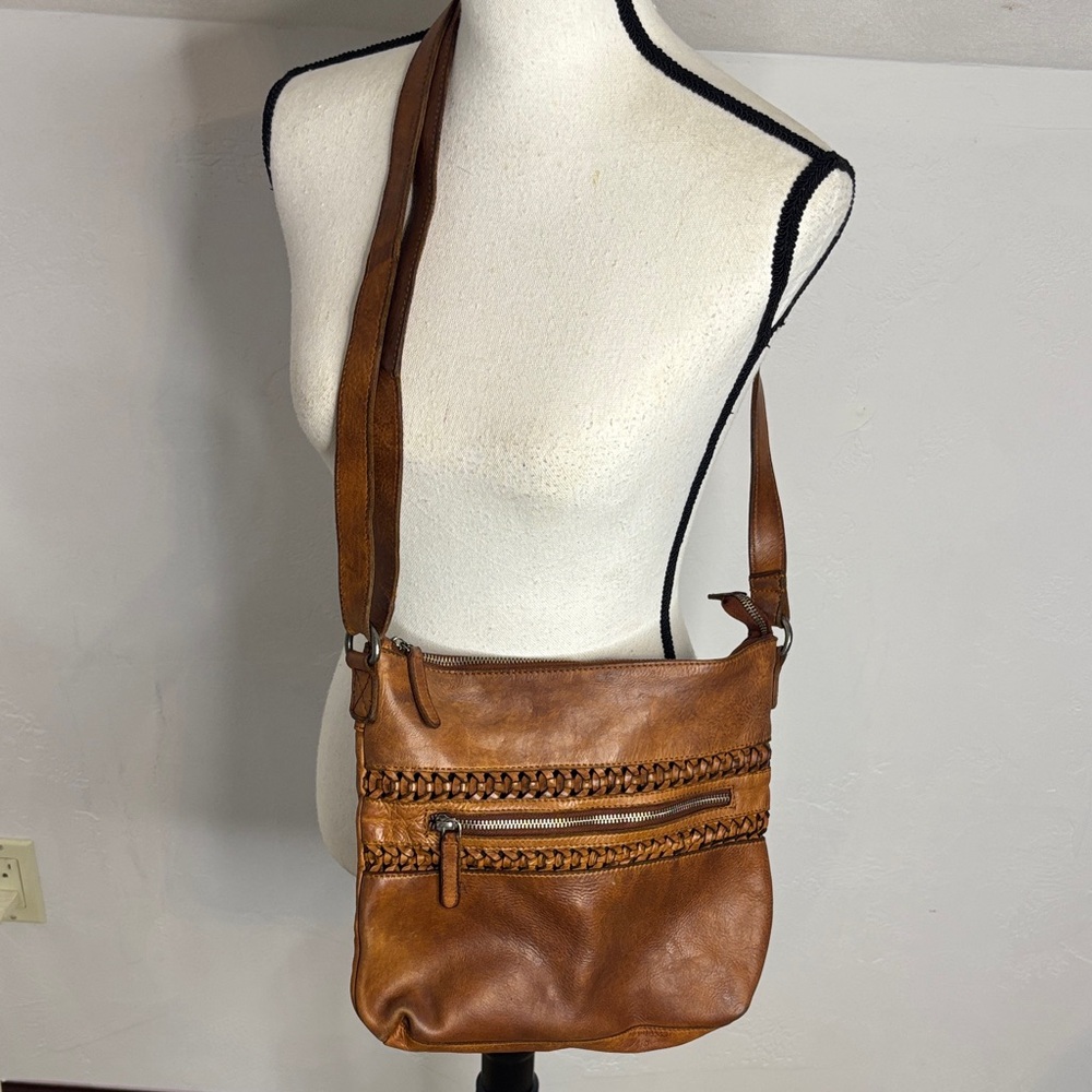 Vilenca Brown Braided Boho Leather Crossbody Bag BRN8530A - Picture 13 of 13